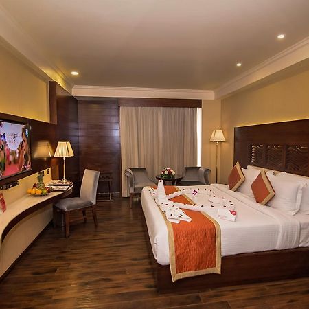 ศกุณ โฮเต็ล แอนด์ รีสอร์ต Hotel ชัยปุระ ภายนอก รูปภาพ