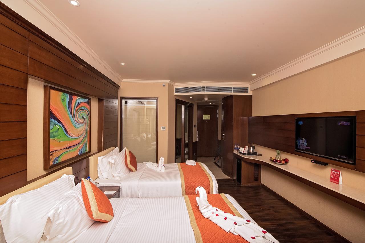 ศกุณ โฮเต็ล แอนด์ รีสอร์ต Hotel ชัยปุระ ภายนอก รูปภาพ