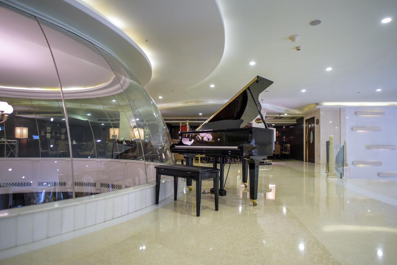 ศกุณ โฮเต็ล แอนด์ รีสอร์ต Hotel ชัยปุระ ภายนอก รูปภาพ