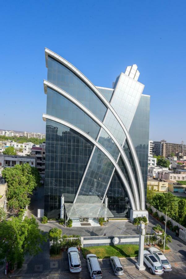 ศกุณ โฮเต็ล แอนด์ รีสอร์ต Hotel ชัยปุระ ภายนอก รูปภาพ